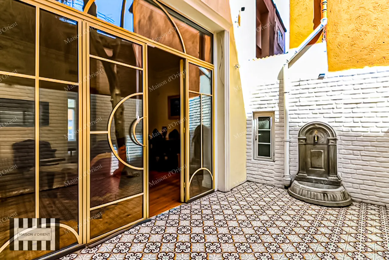 4-Storey Building with Garden for Sale in Balat