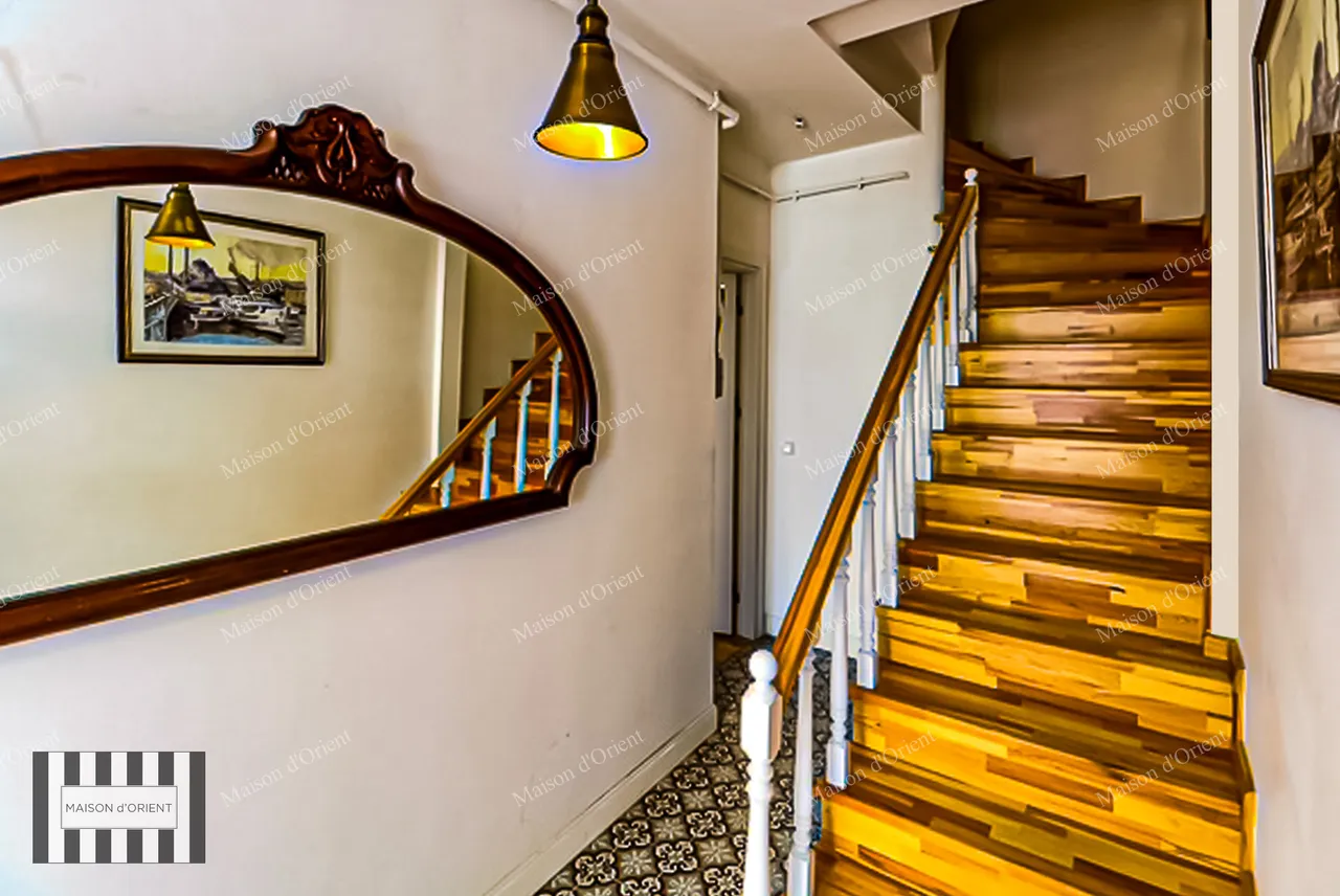 4-Storey Building with Garden for Sale in Balat - 3